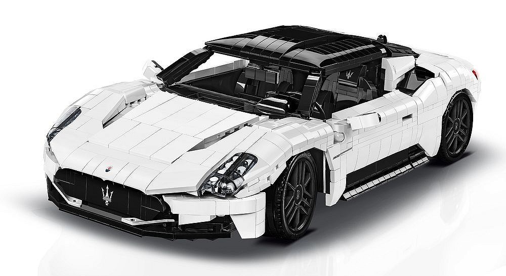 Maserati MC20 - uszkodzone opakowanie