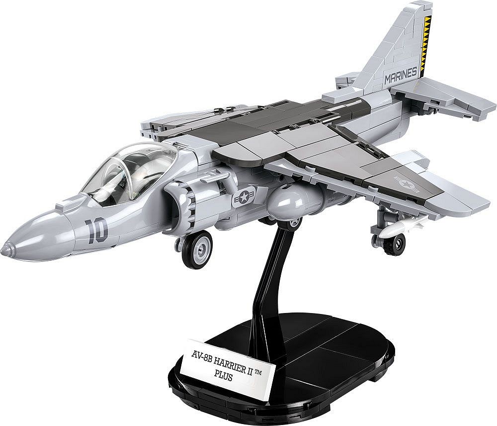 AV-8B Harrier Plus - fot. 2