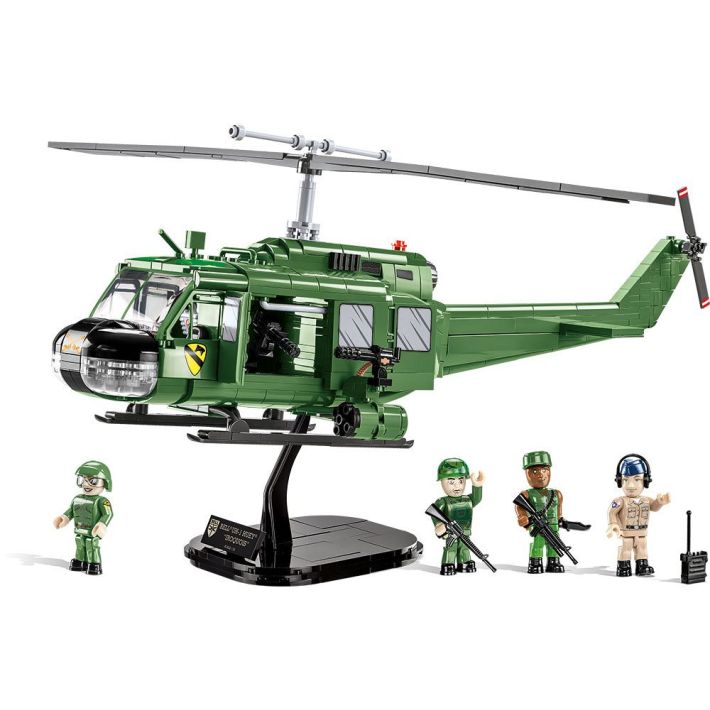 Bell UH-1 Huey Iroquois - Executive Edition - fot. 3