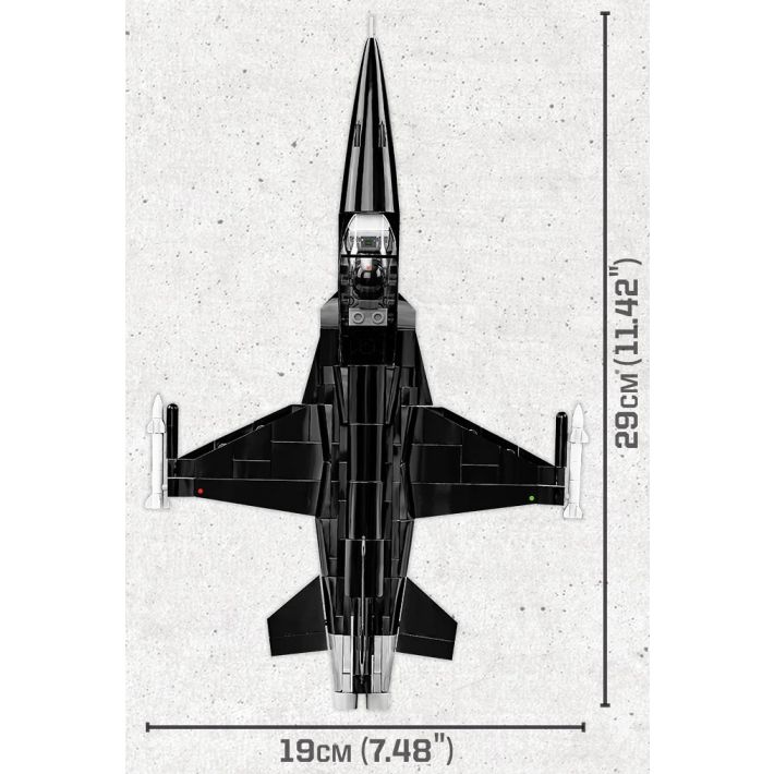 MiG-28 - fot. 8