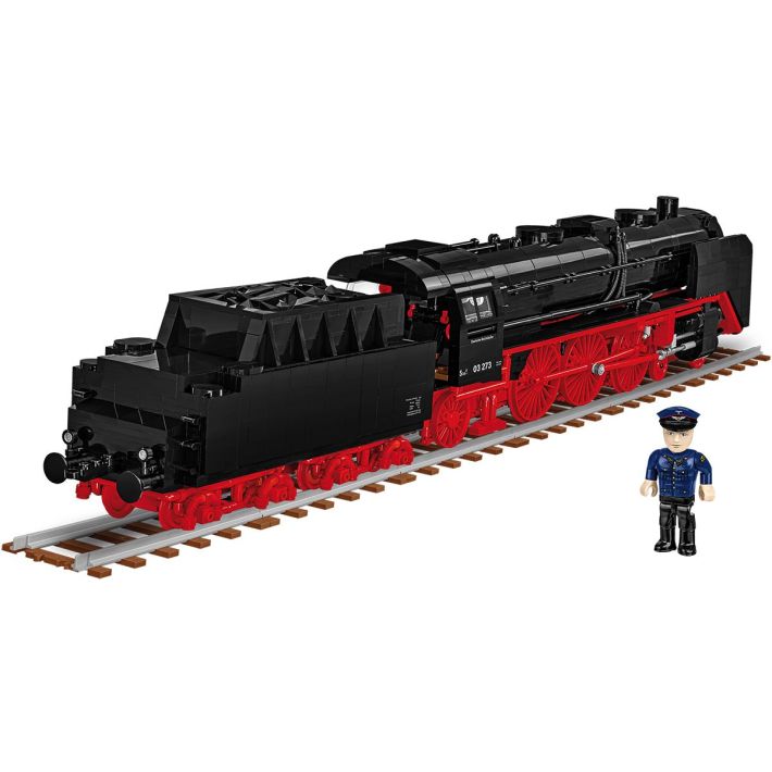 DR BR 03 Steam Locomotive - fot. 2