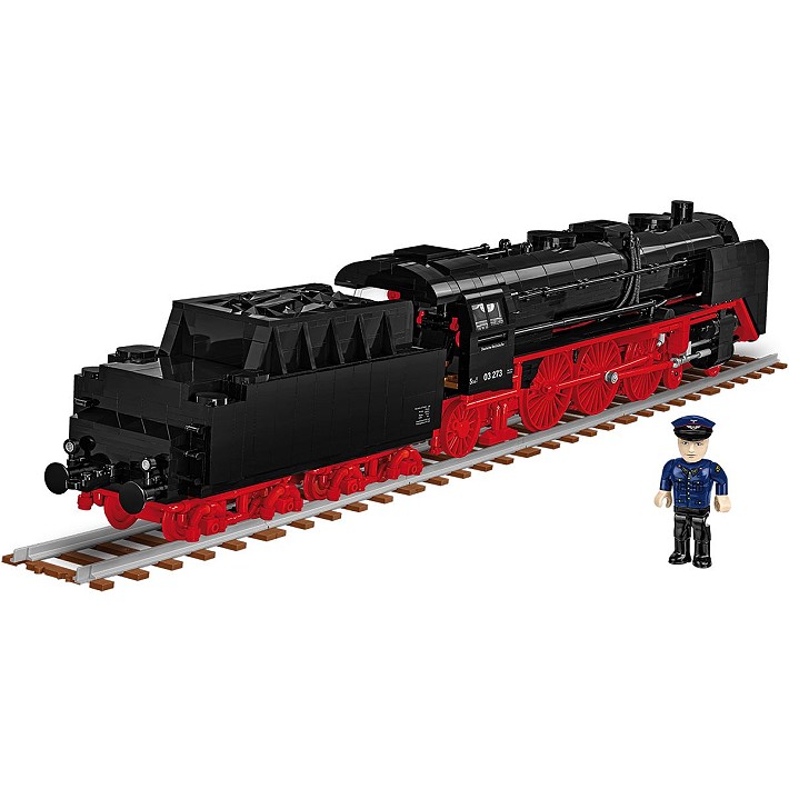 DR BR 03 Steam Locomotive - fot. 2
