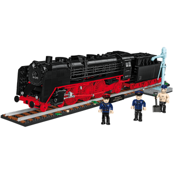 DR BR 03 Steam Locomotive & Water Crane - Executive Edition