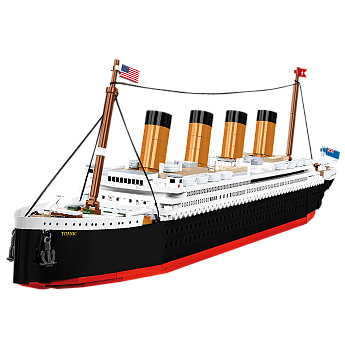 RMS Titanic 1:450