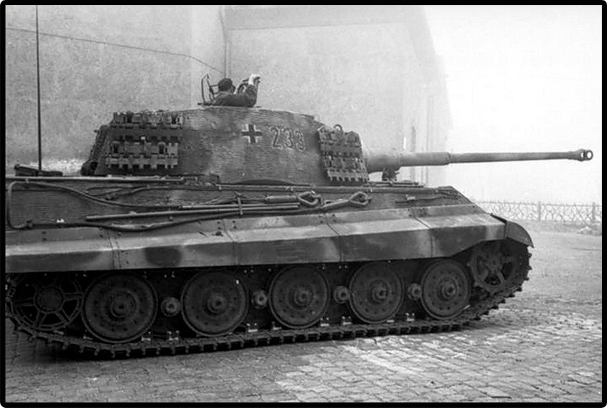 Panzer VI Ausf. B Tiger II  Königstiger  - Edycja Limitowana - fot. 27